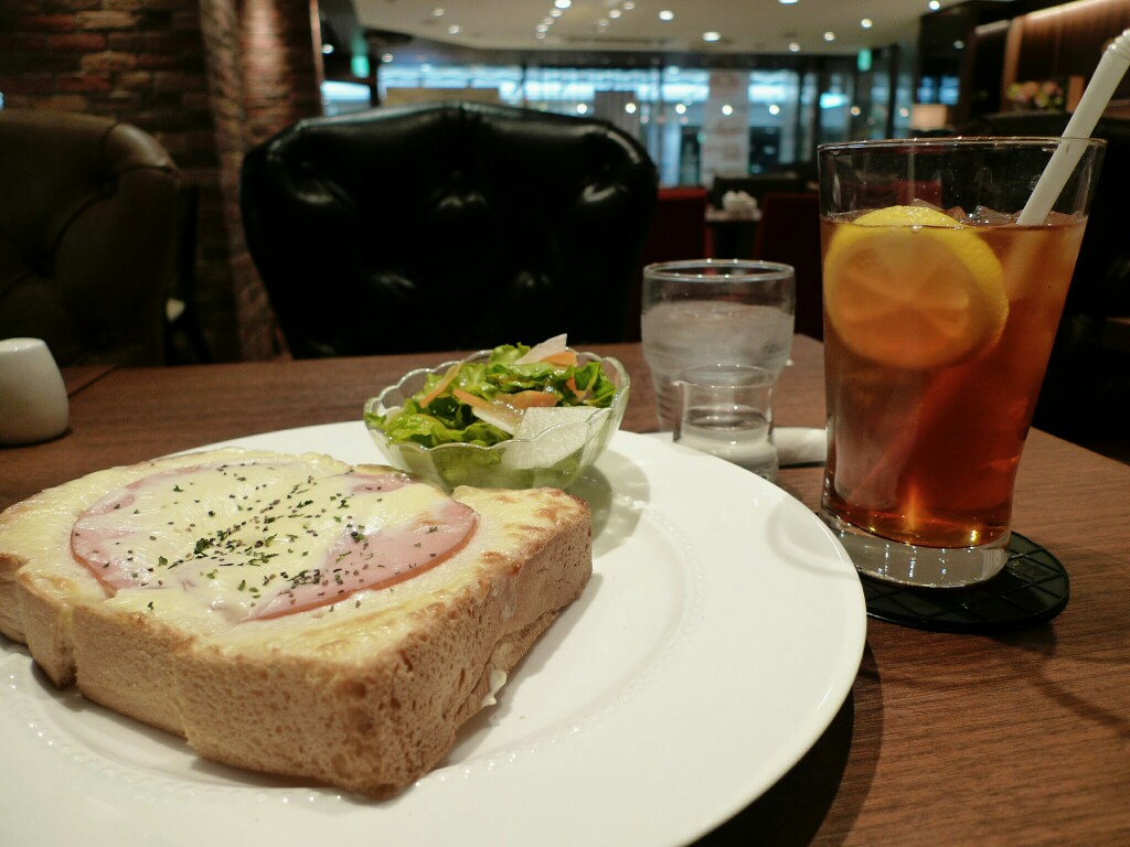 トーストと、アールグレイ