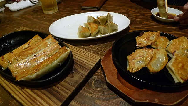 たかなべギョウザで焼き餃子、ピリ辛餃子、上海棒餃子