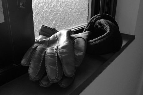 耳あてと、皮手袋