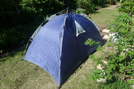 テントを天日干し