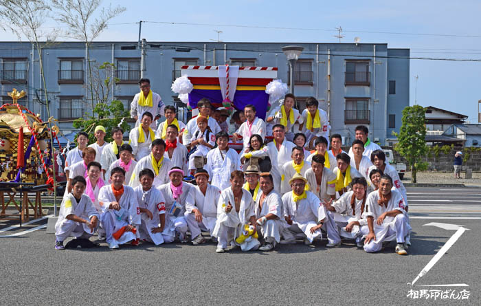 太鼓台部の集合写真