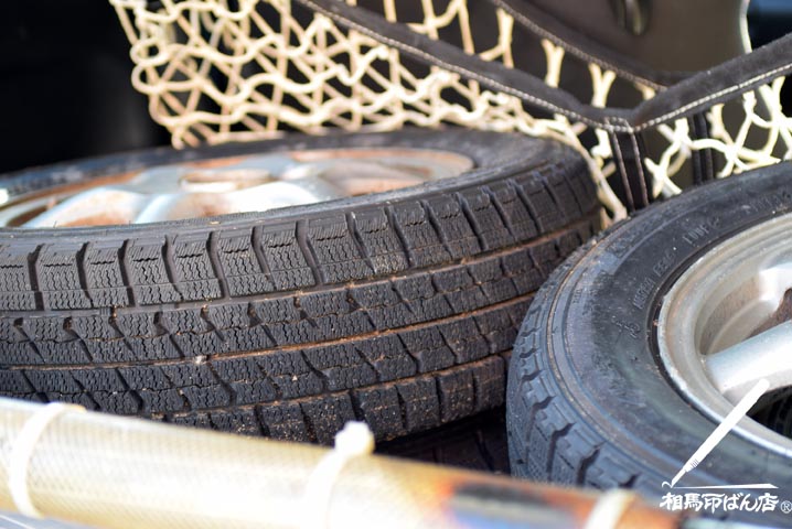 スタッドレスタイヤ