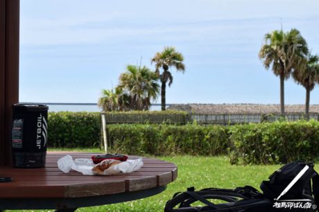 サンビーチ一ッ葉で朝食