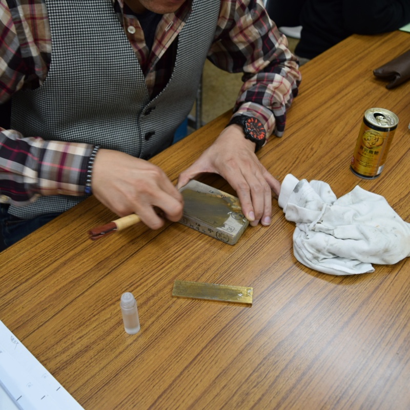 刀の研ぎ方の指導