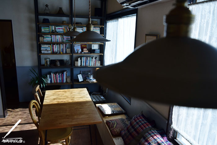 Ange nombilさんのアンティーク調のお洒落な店内