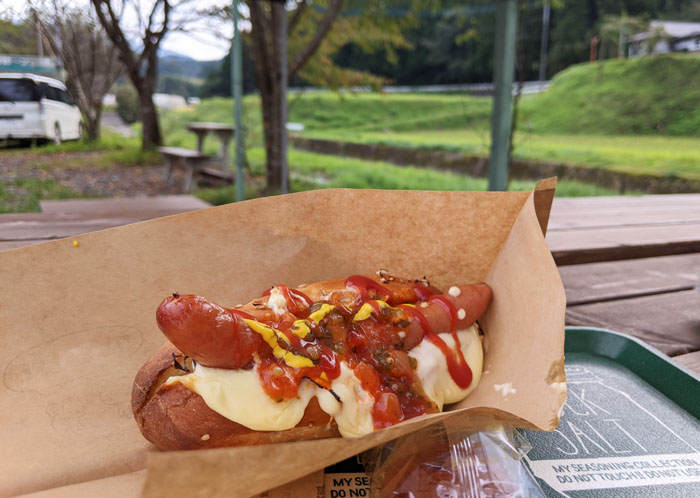 美味しいチーズホットドック!