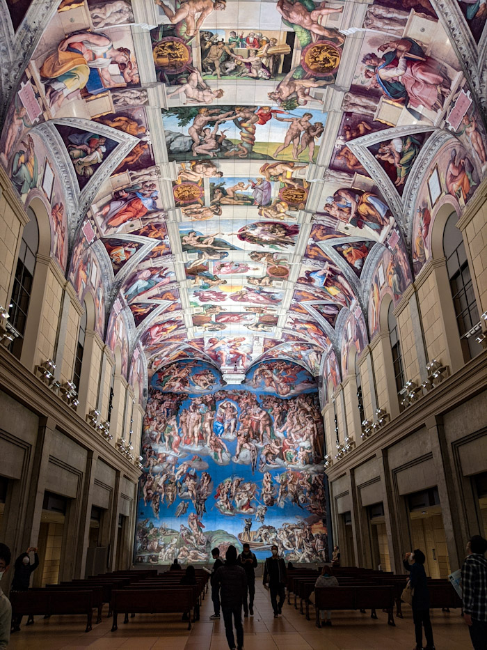 イタリアにあるシスティーナ礼拝堂を同じように作った空間